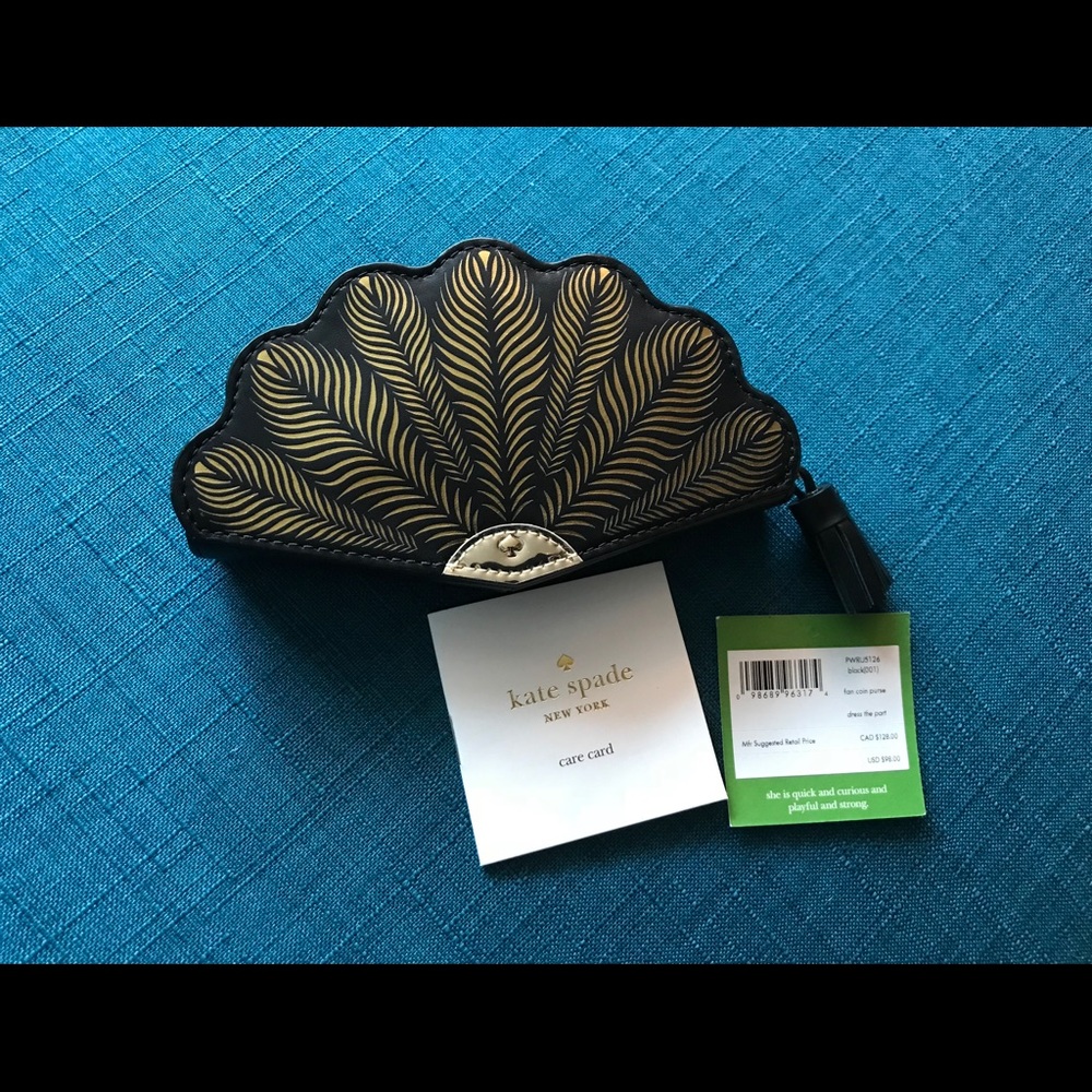 ❤️❤️SOLD❤️❤️Kate Spade Fan Coin Purse